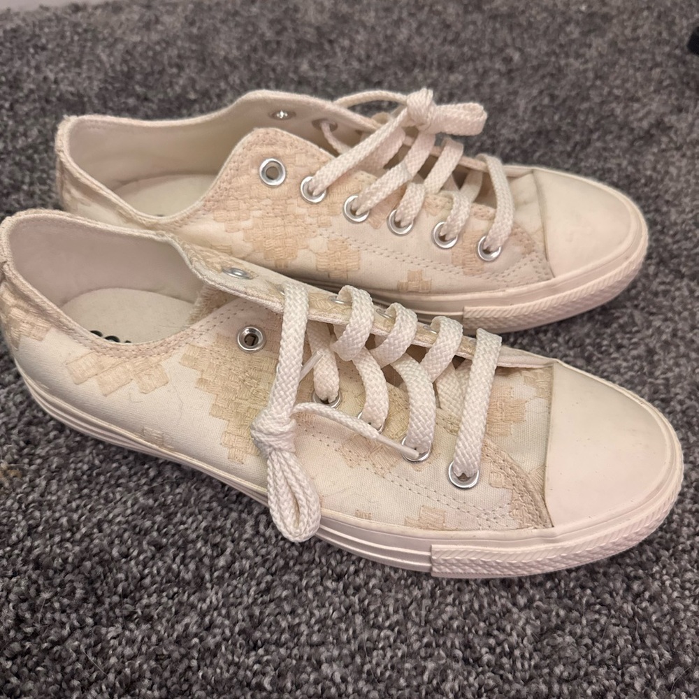 Women's Converse All-Star low tops